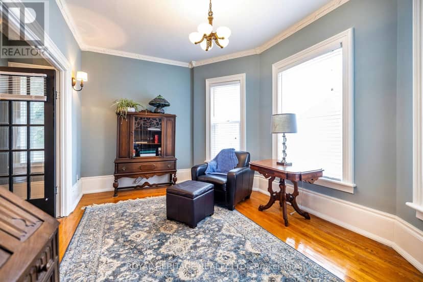 220 Cochrane Street — photo 31 of 40