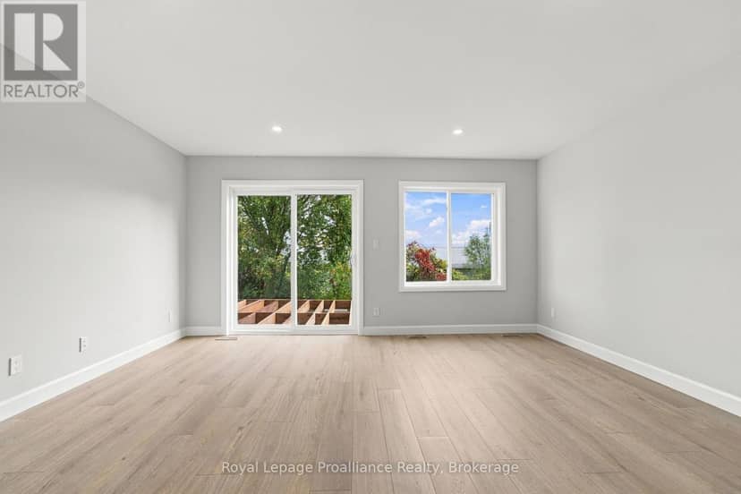 77 Cousins Crescent — photo 14 of 29