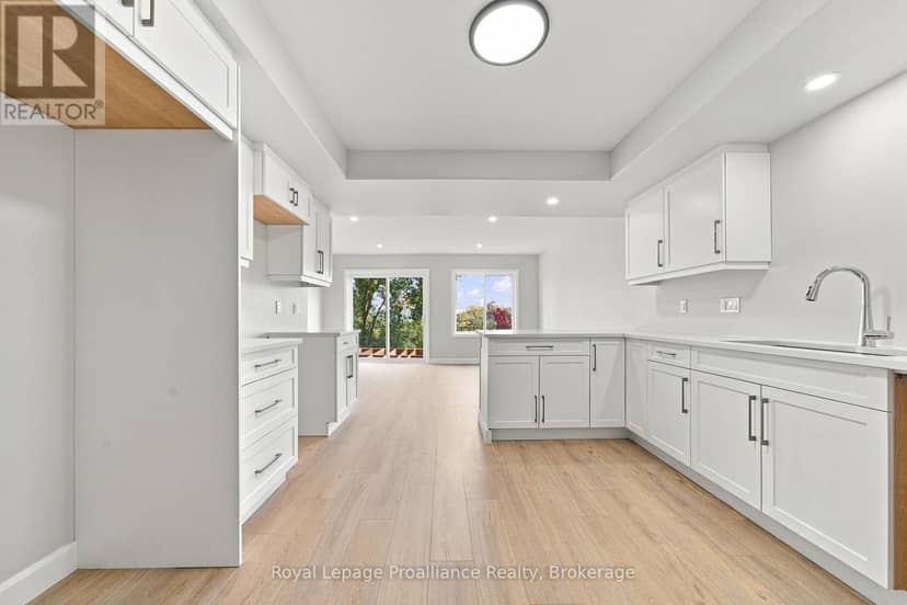 77 Cousins Crescent, Belleville, photo 8