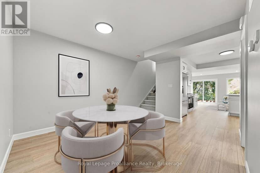 77 Cousins Crescent, Belleville, photo 5