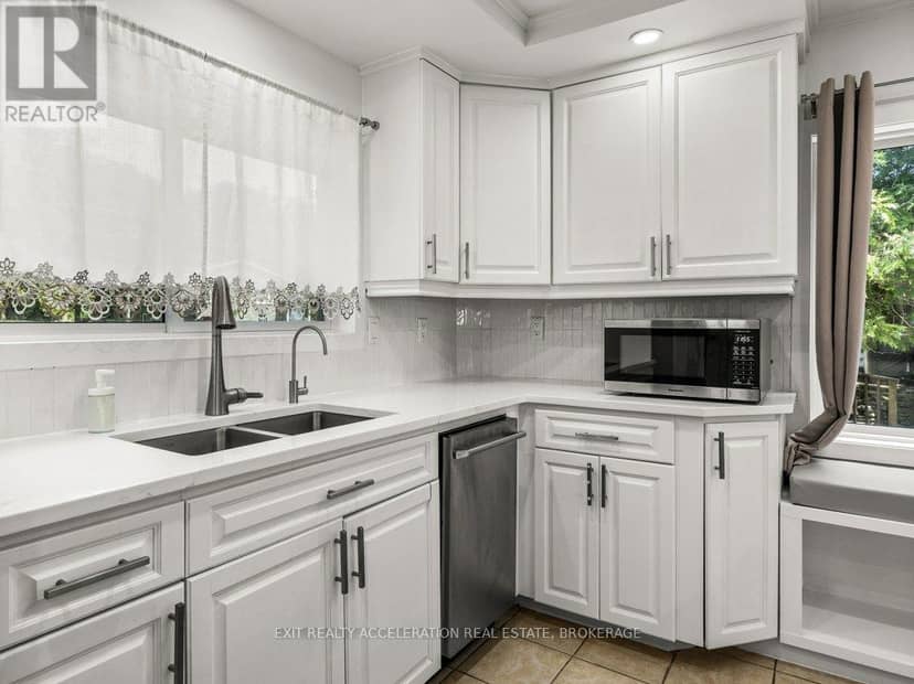 84 Main Street — photo 6 of 40