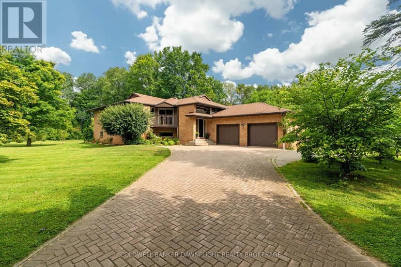 16 Lansdowne Park Crescent, Middlesex Centre, photo 2