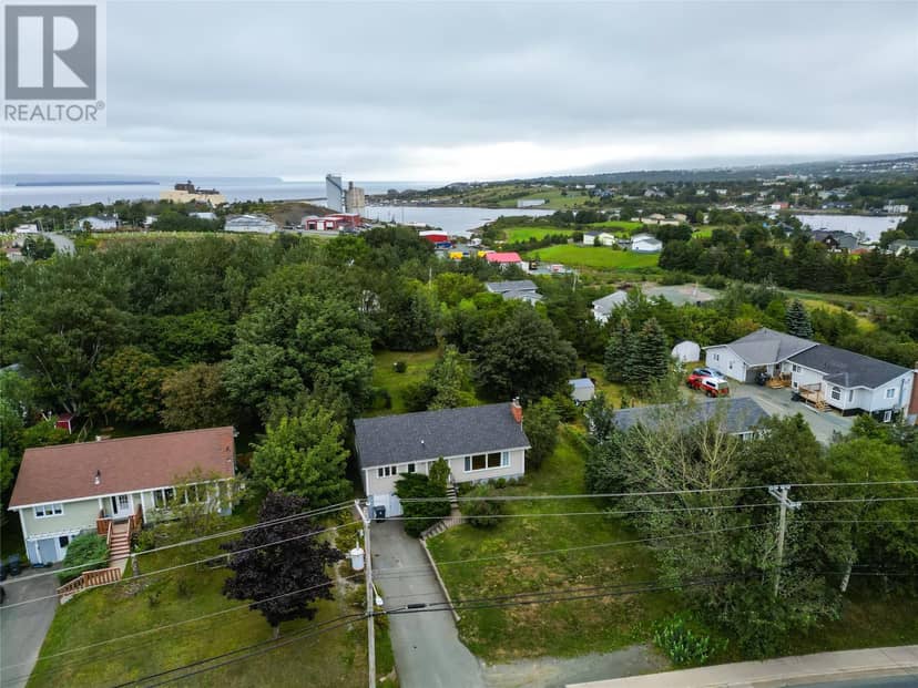 368 Conception Bay Highway — photo 33 of 39