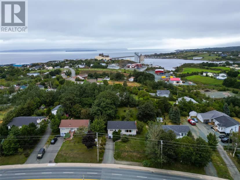368 Conception Bay Highway — photo 35 of 39
