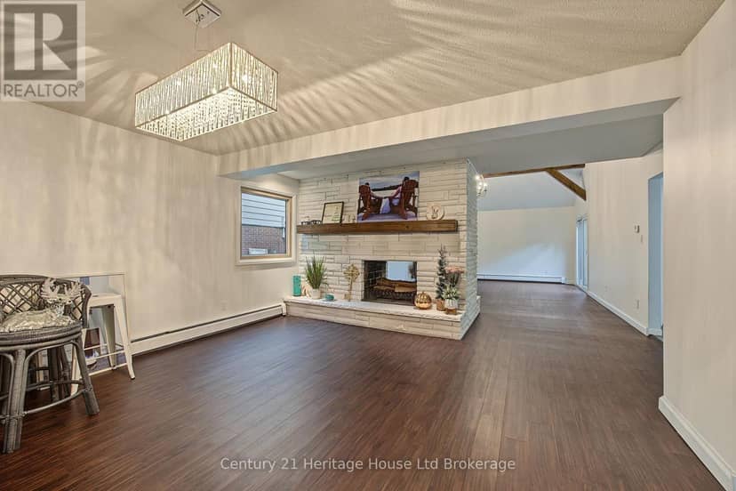 7 Thistle Court — photo 7 of 40