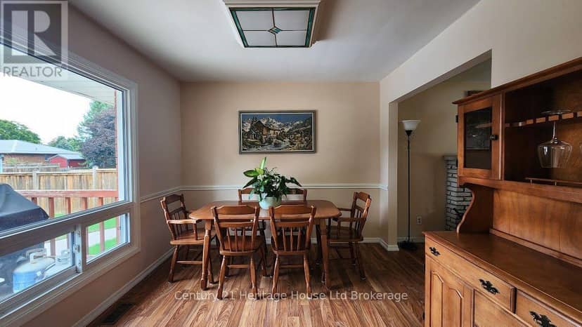 54 Glendale Drive — photo 5 of 30