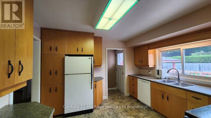 54 Glendale Drive — photo 9 of 30