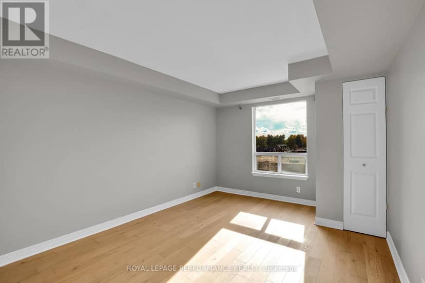 712 - 429 Somerset Street W — photo 15 of 25