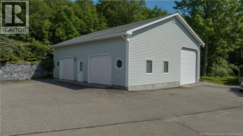 38 Appleby Drive — photo 9 of 40