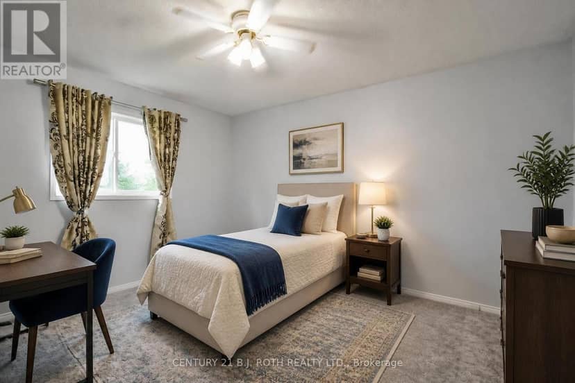 17 Crompton Drive — photo 20 of 40