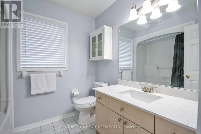 17 Crompton Drive — photo 21 of 40
