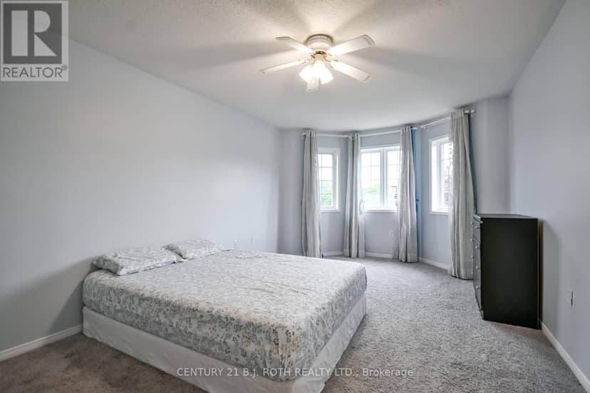 17 Crompton Drive — photo 23 of 40