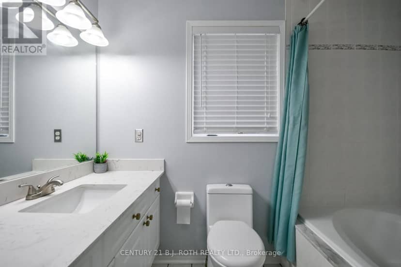 17 Crompton Drive — photo 25 of 40