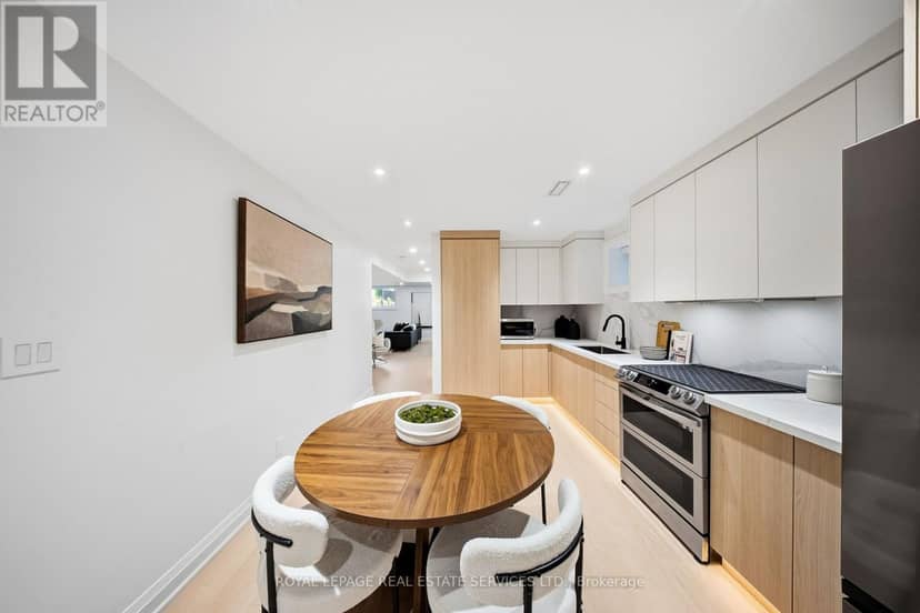 655 Netherton Crescent — photo 30 of 40