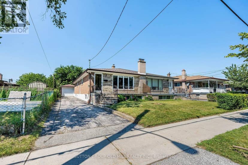 151 Lanyard Road, Toronto, photo 3