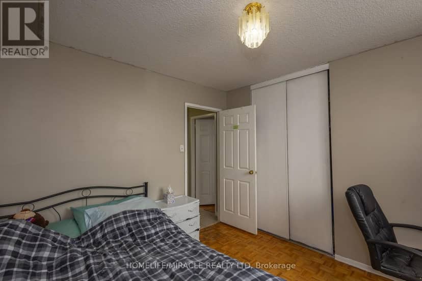 1007 - 49 Silverstone Drive — photo 29 of 40