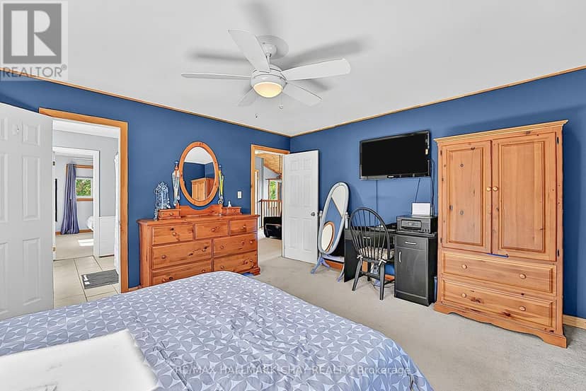 466 Beaumont Drive — photo 33 of 40