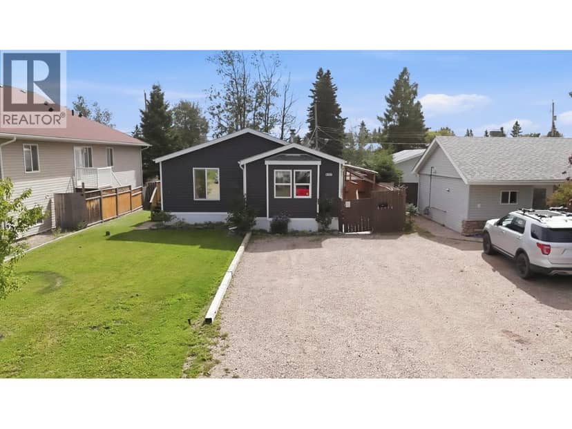 8307 99 AVENUE, Fort St. John