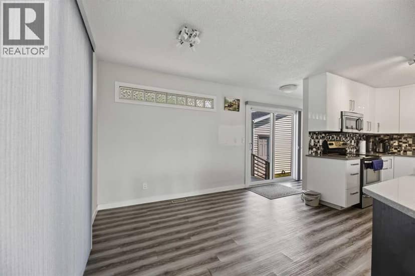 8035 Huntwick Crescent NE, Calgary, photo 6