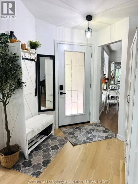 61 Remark Drive — photo 5 of 36