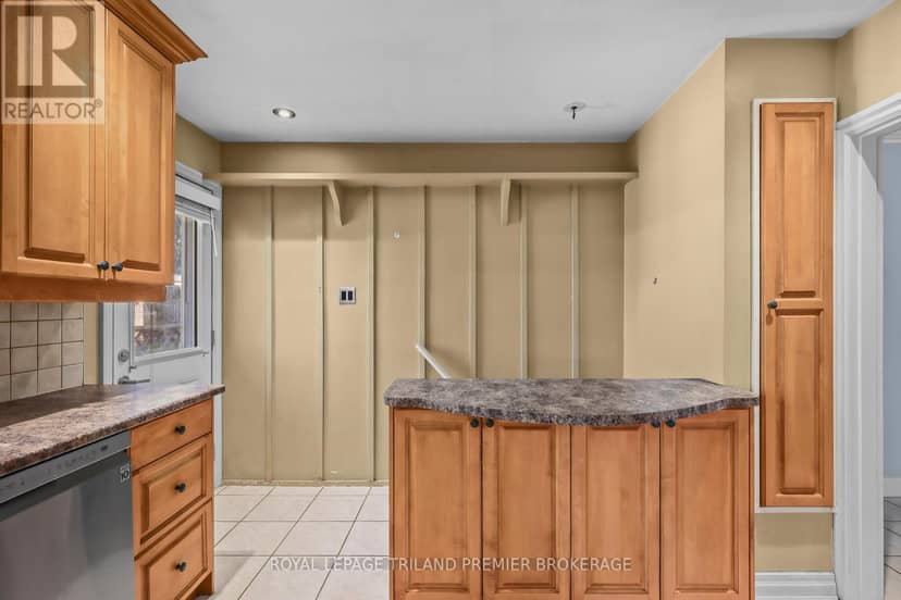 669 Sanatorium Road — photo 16 of 40