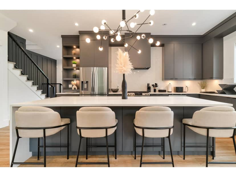 7299 200A STREET, Langley