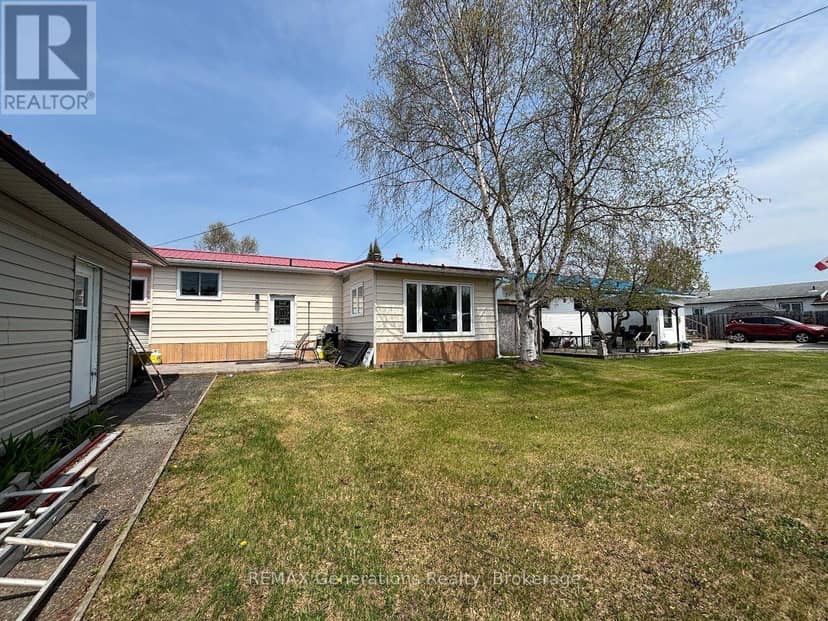 14 Lloyd Irwin Street — photo 34 of 40
