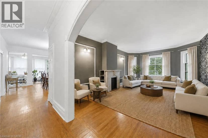 347 QUEEN Street S — photo 21 of 40