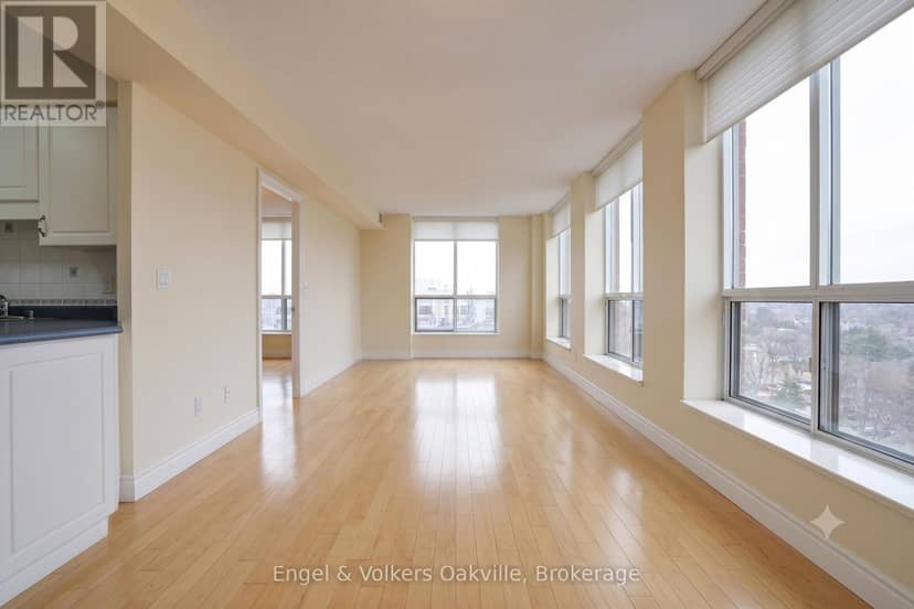 1402 - 442 Maple Avenue — photo 25 of 40
