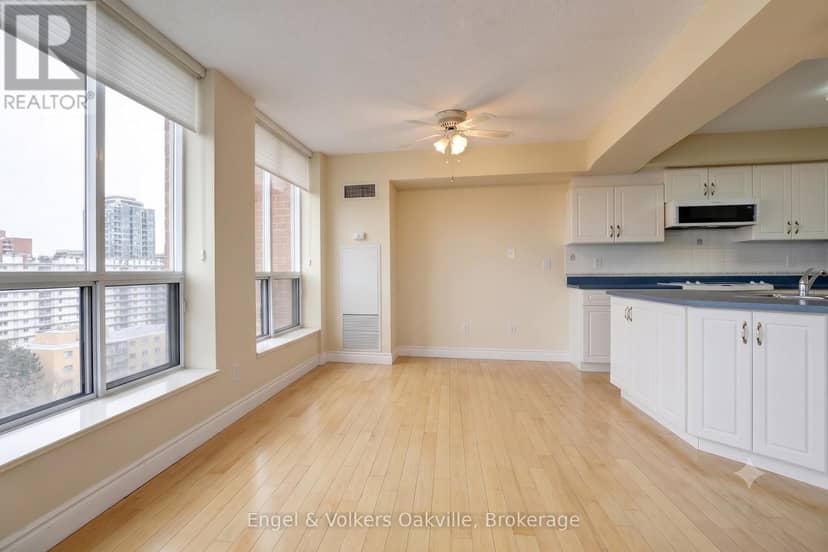 1402 - 442 Maple Avenue — photo 27 of 40