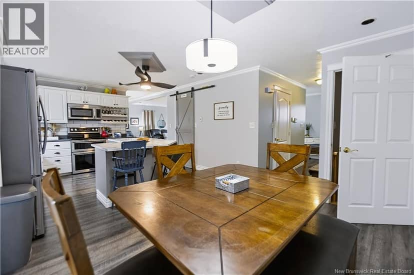 39 Ridgewood Drive — photo 17 of 40