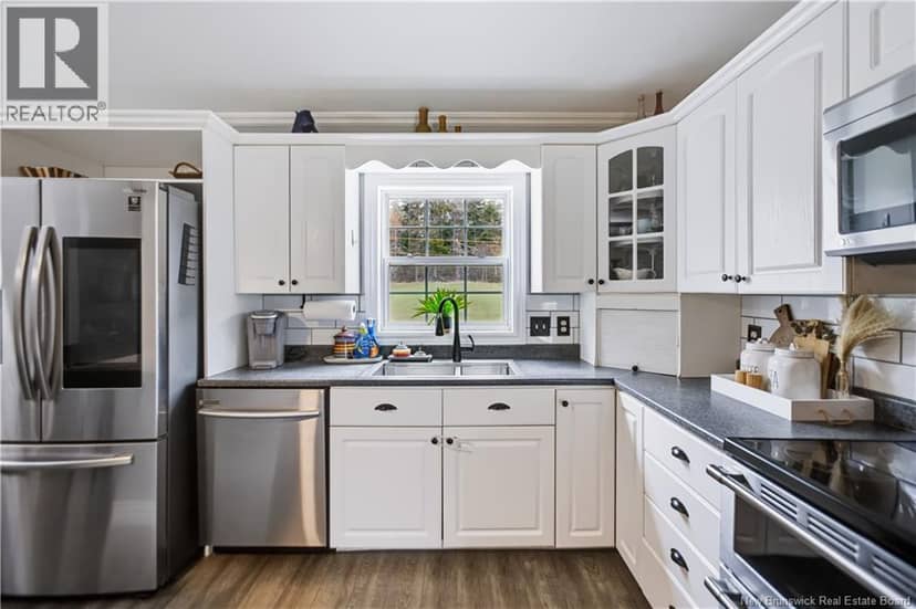 39 Ridgewood Drive — photo 8 of 40