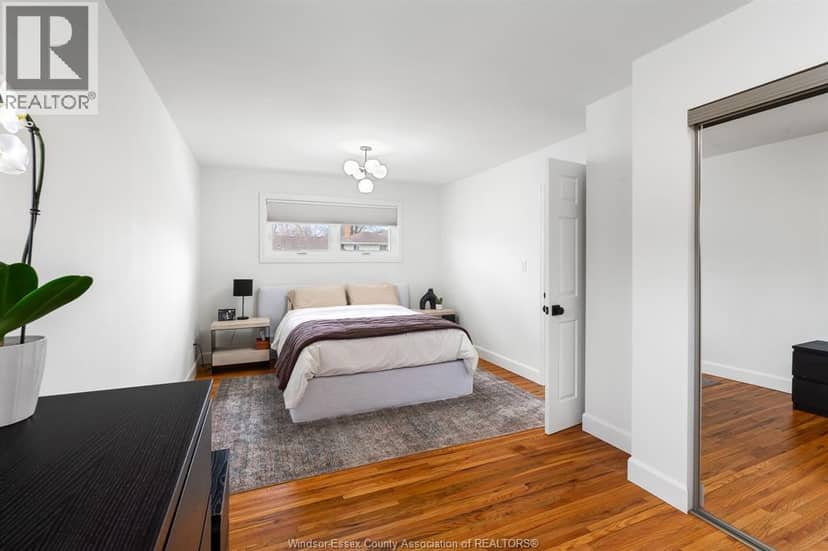 735 Lounsborough — photo 17 of 40