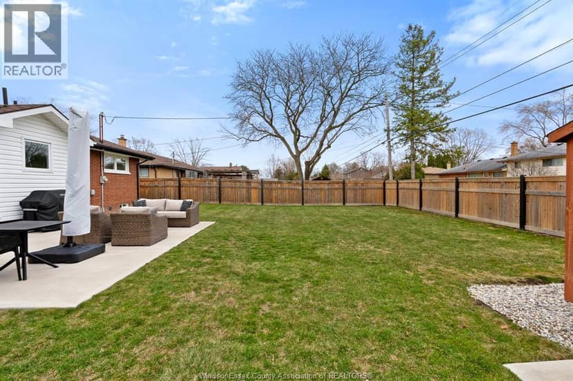 735 Lounsborough — photo 39 of 40