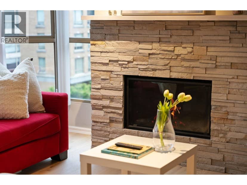 906 867 HAMILTON STREET, Vancouver, photo 3