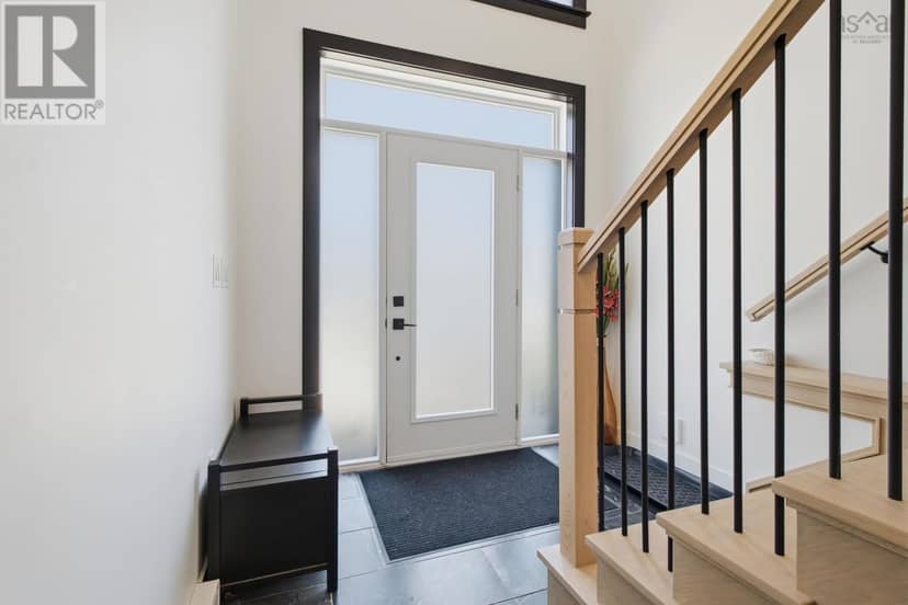 307 Marketway Lane, Timberlea, photo 2
