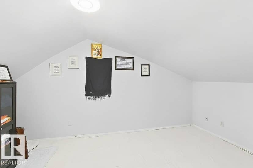 1823 45 ST NW — photo 34 of 40