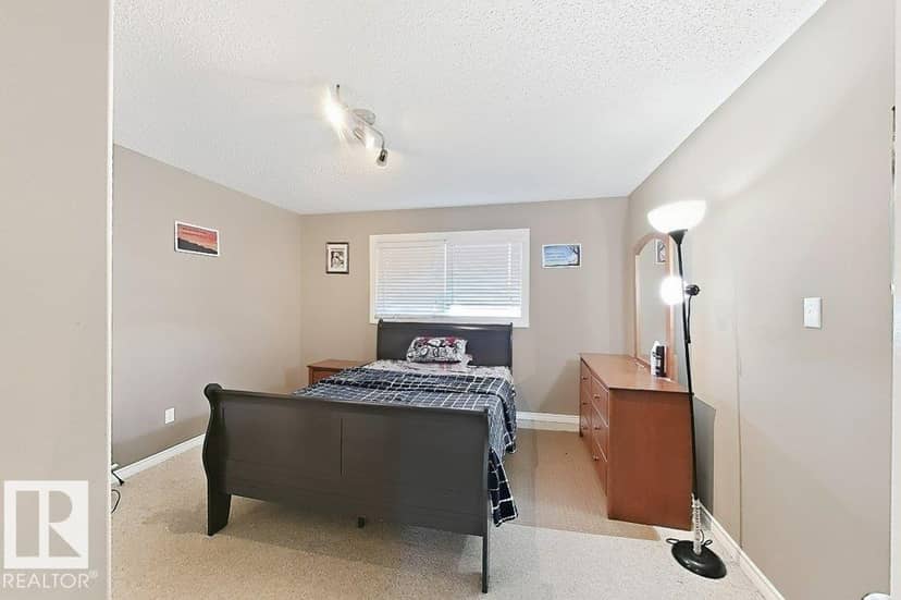 1823 45 ST NW — photo 37 of 40