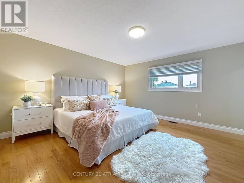 58 Danjohn Crescent, Toronto, photo 8