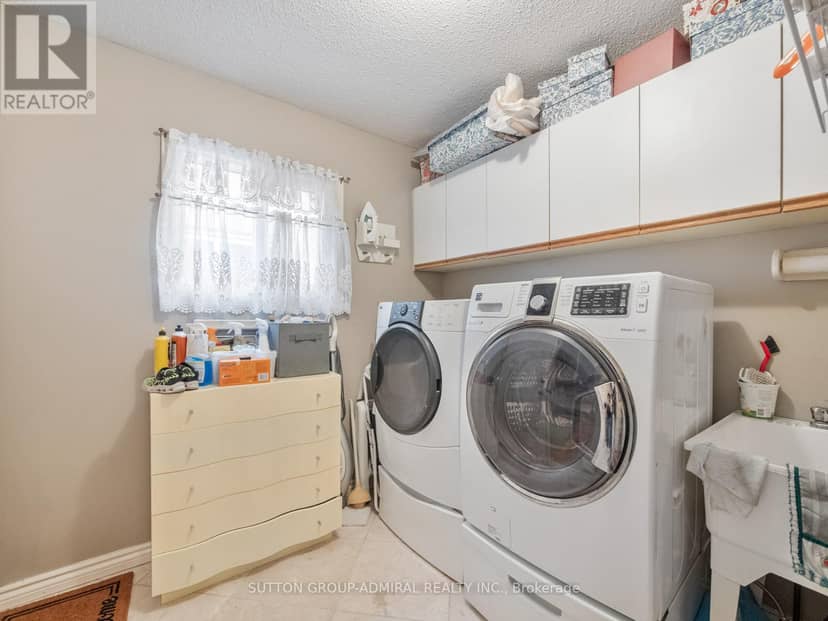 49 Miriam Crescent — photo 18 of 40