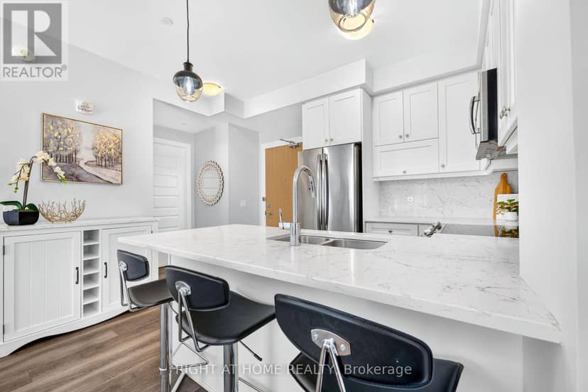 229 - 128 Grovewood Common, Oakville, photo 7