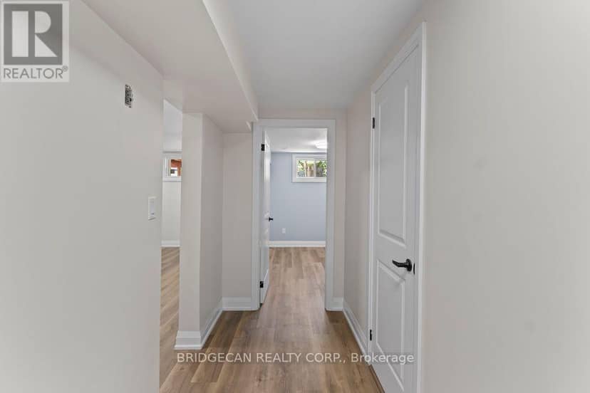 73 Adair Avenue S — photo 26 of 32