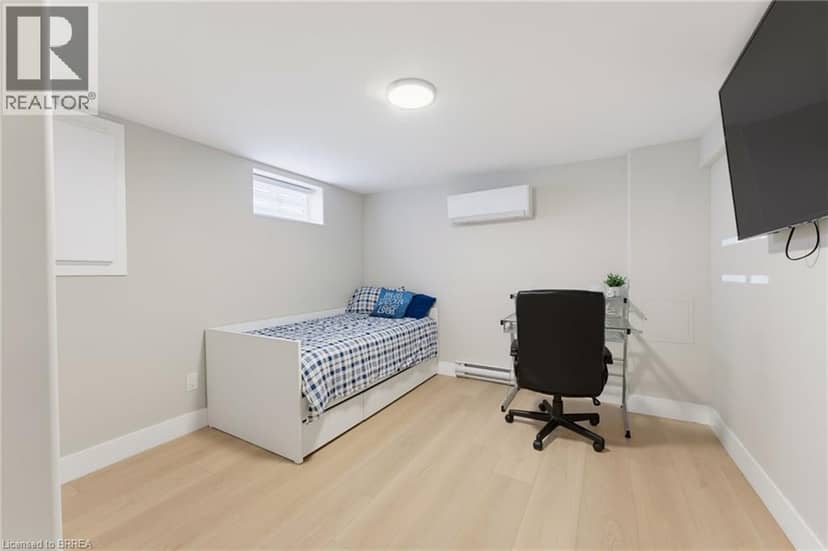 52 BURWELL Street — photo 15 of 24