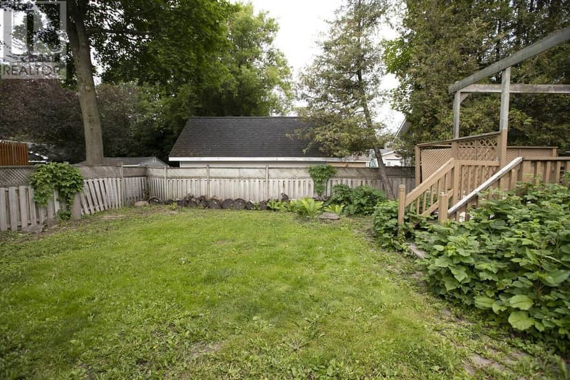 124 Upton RD — photo 6 of 40