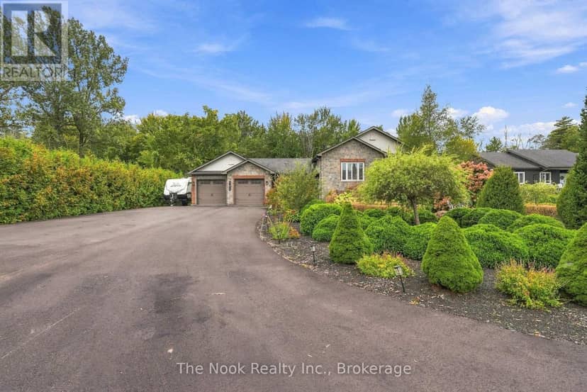 21611 Loyalist Parkway, Prince Edward County, photo 4