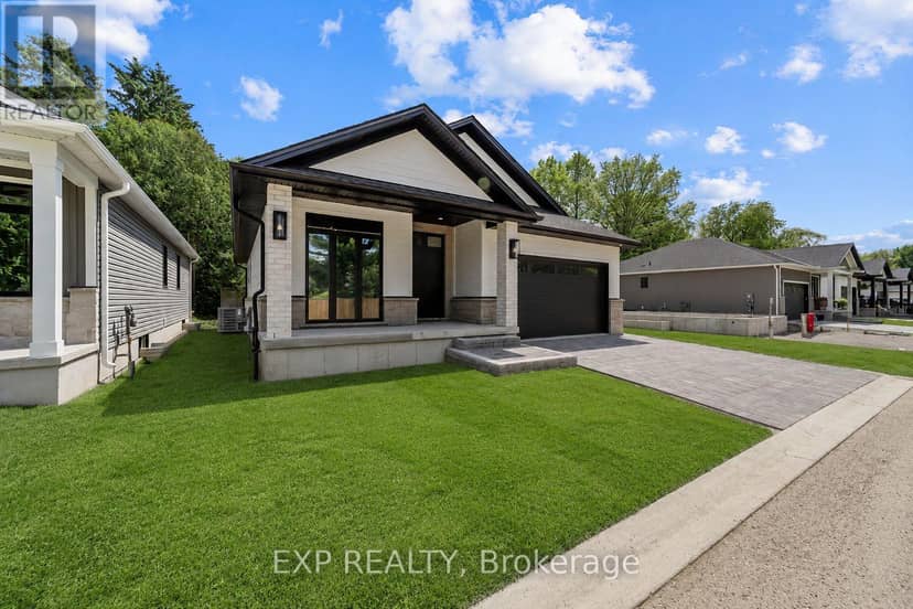 30 - 430 Head Street N, Strathroy-Caradoc, photo 2