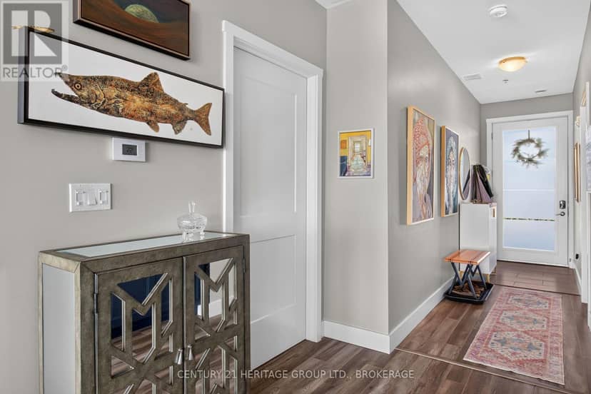 409 - 130 Water Street — photo 19 of 40