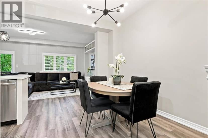 215 DUNDAS Street E Unit# 47 — photo 7 of 40