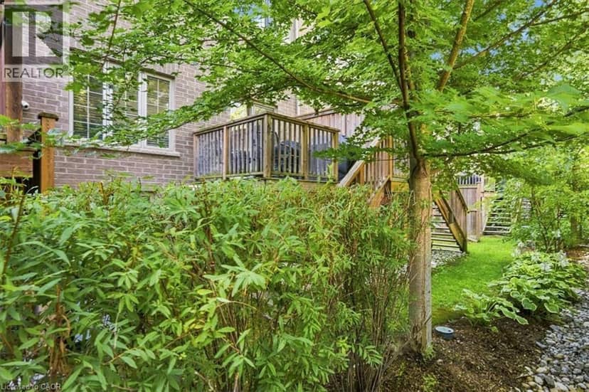 215 DUNDAS Street E Unit# 47 — photo 34 of 40