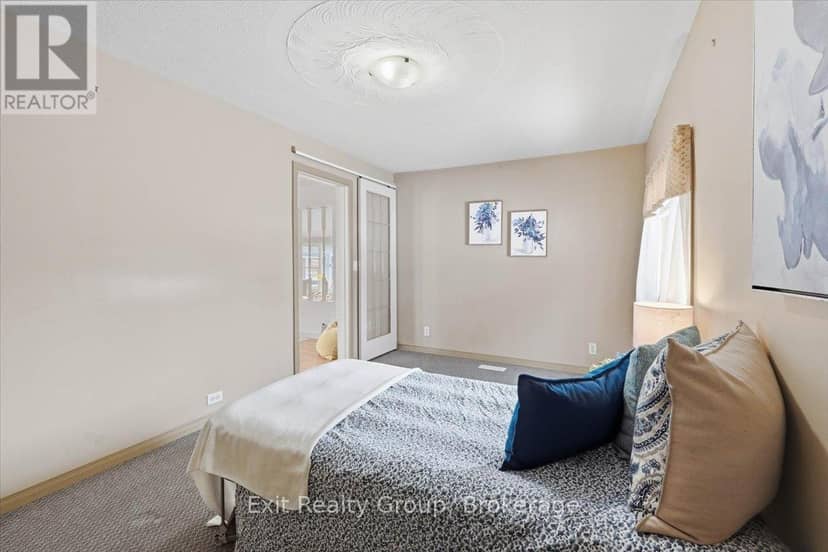 1083 Lakeside Drive — photo 14 of 38